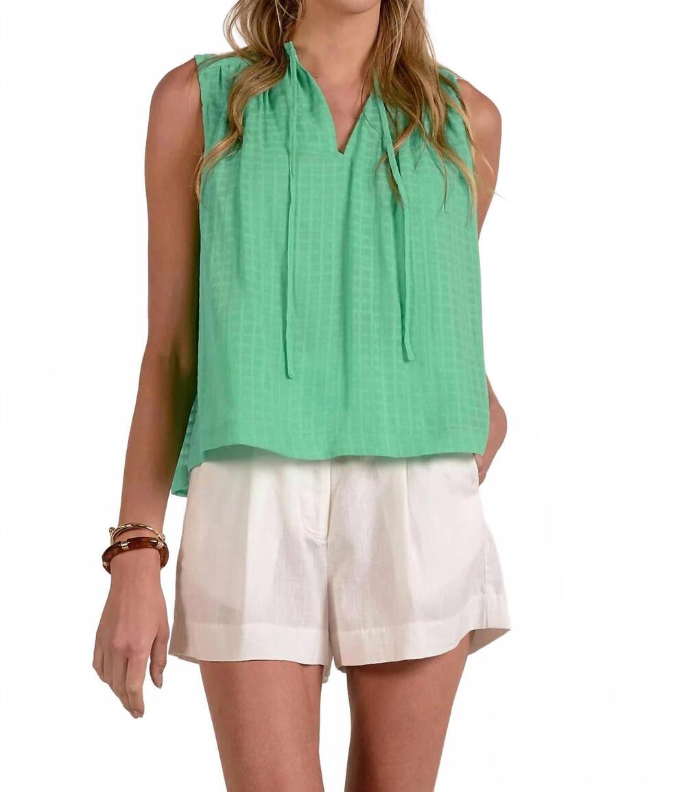 NEW ELAN tie v-neck top in mint